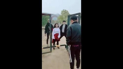 吃瓜的小混混,揭秘吃瓜小混混的江湖生活 第2张 吃瓜的小混混,揭秘吃瓜小混混的江湖生活 第2张